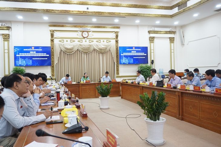 Cầu đường Bình Tiên làm 4 đời nhiệm kỳ chưa xong - Ảnh 1.